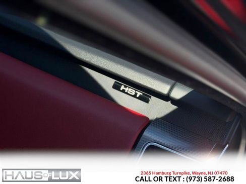 Used 2020 Land Rover Range Rover Sport HST image 21