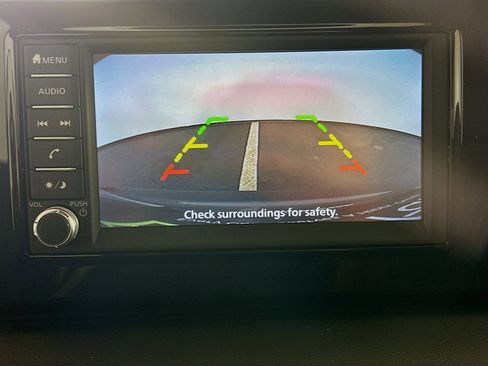 Used 2025 Nissan Kicks S image 21