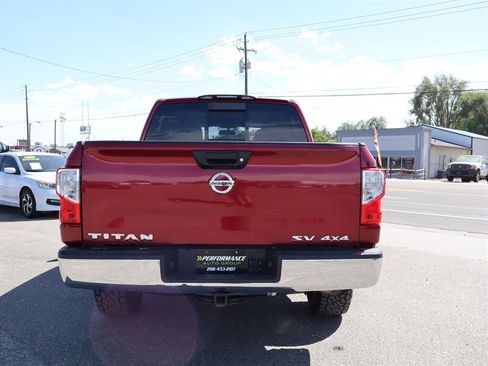Used 2017 Nissan Titan SV AWD/4WD image 4