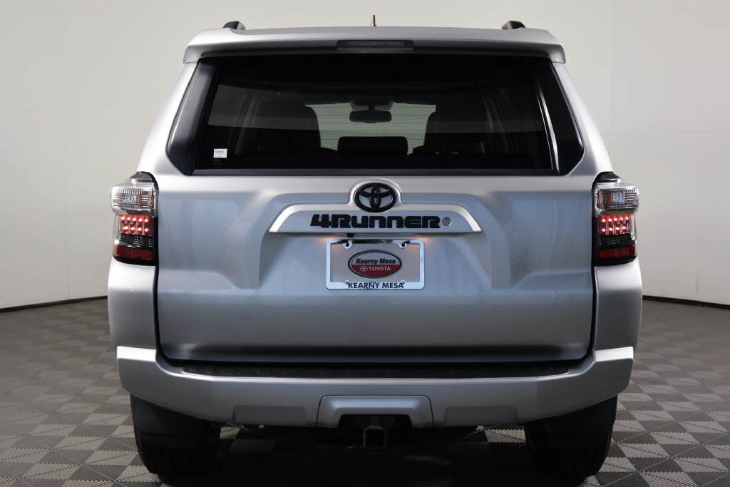 Used 2019 Toyota 4Runner SR5 Premium AWD/4WD image 5