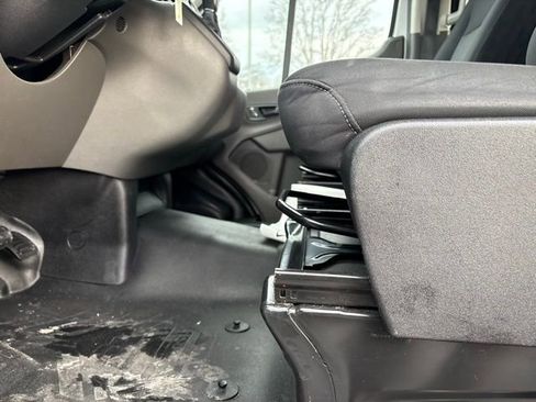 Used 2024 Ford Transit 250 Low Roof w/ Exterior Upgrade Package image 28