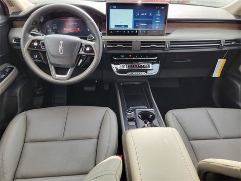 New 2026 Lincoln Corsair Reserve image 23