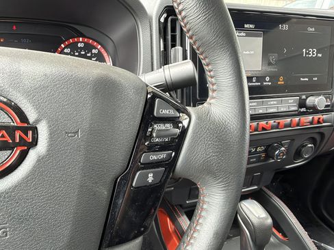 Used 2025 Nissan Frontier PRO-4X AWD/4WD image 31