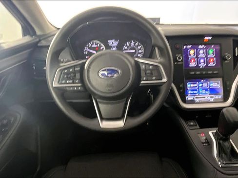 Used 2025 Subaru Outback image 5