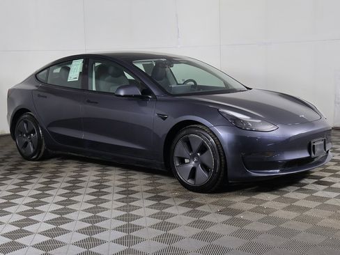 Used 2022 Tesla Model 3 Long Range image 2