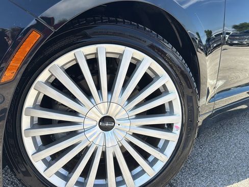 Used 2017 Lincoln MKZ Reserve w/ Luxury Package FWD image 29