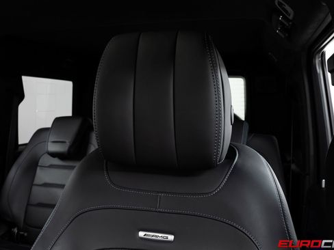 Used 2022 Mercedes-Benz G 63 AMG 4MATIC w/ G Manufaktur Interior Package image 39