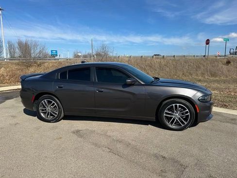 Used 2018 Dodge Charger GT image 8