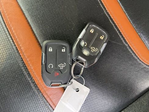 Used 2020 GMC Sierra 1500 AT4 w/ AT4 Premium Package image 21