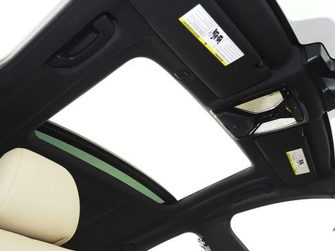 Used 2023 BMW 530e 530e iPerformance w/ Convenience Package image 18