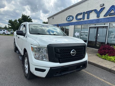 Used 2021 Nissan Titan S w/ S Utility Package RWD image 2