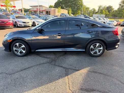 Used 2019 Honda Civic LX image 2