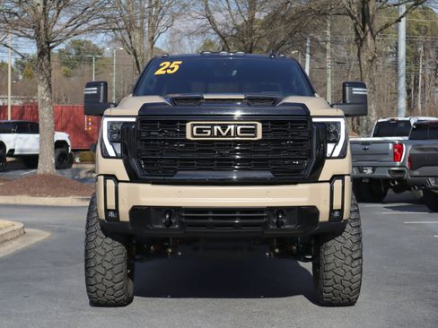 Used 2025 GMC Sierra 2500 AT4X AWD/4WD image 34