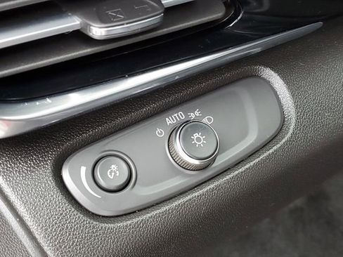 Certified 2024 Buick Envista Sport Touring w/ Convenience I Package image 10