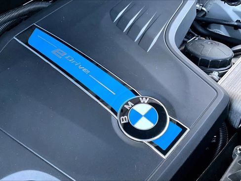 Used 2017 BMW X5 xDrive40e image 33