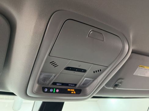 Used 2023 GMC Acadia AT4 image 90