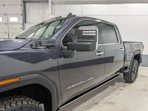 Used 2024 GMC Sierra 2500 Denali Ultimate AWD/4WD image 7