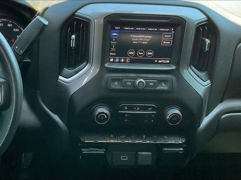 Used 2020 Chevrolet Silverado 1500 Custom w/ Custom Value Package image 7