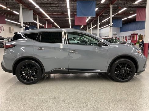 Used 2024 Nissan Murano SV w/ SV Midnight Edition Package image 4