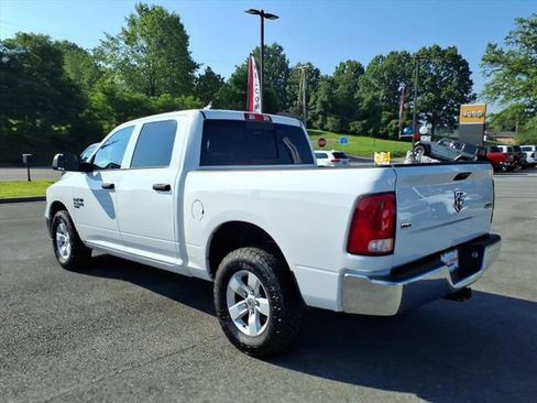 Used 2023 RAM 1500 Classic SLT w/ Trailer & Traction Group AWD/4WD image 6