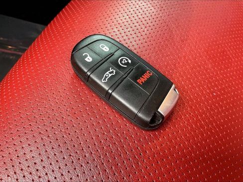 Used 2022 Dodge Charger SRT Hellcat w/ Harman/Kardon Audio Group image 35