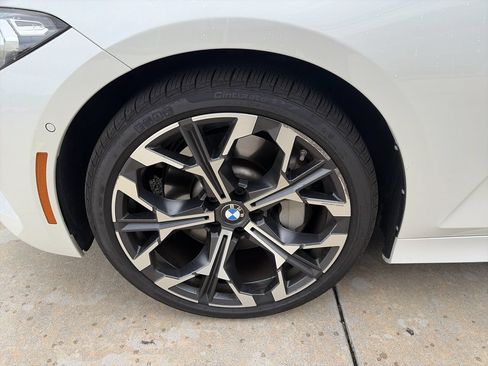 Used 2025 BMW 330i Sedan RWD image 13
