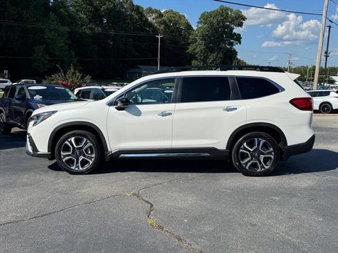 Used 2024 Subaru Ascent Touring AWD/4WD image 6