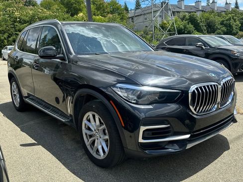 Used 2023 BMW X5 xDrive40i AWD/4WD image 3