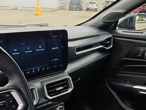 Used 2025 Ford Mustang GT Premium w/ GT Performance Package RWD image 18