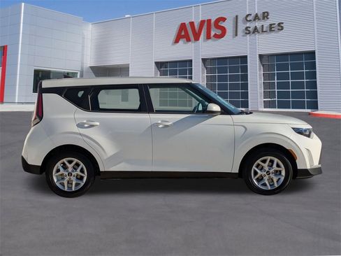Used 2024 Kia Soul LX w/ Option Group 015 image 5