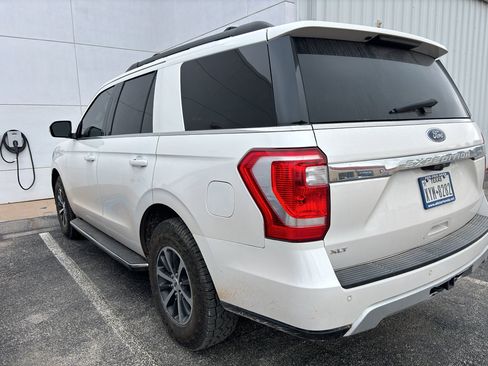 Used 2018 Ford Expedition XLT w/ Equipment Group 202A RWD image 5