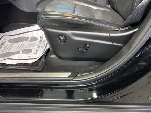 Used 2019 Jeep Grand Cherokee Limited w/ Luxury Group II image 13