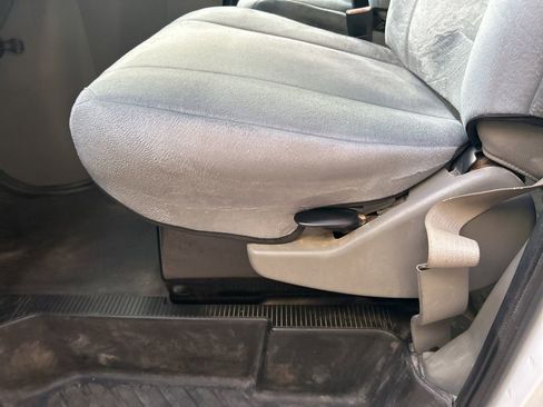 Used 2014 Ford E-150 and Econoline 150 w/ Commercial Cargo Van Package image 29