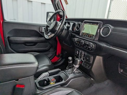 Used 2020 Jeep Gladiator Overland image 34