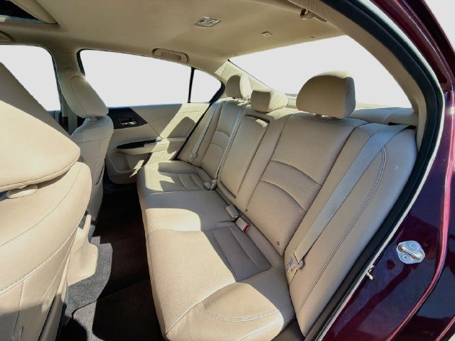 Used 2015 Honda Accord EX-L image 19