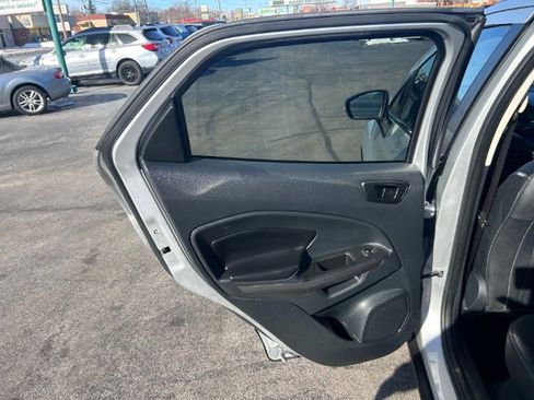 Used 2020 Ford EcoSport SES image 14