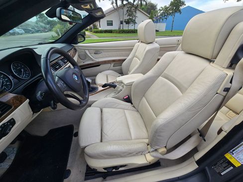 Used 2008 BMW 335i Convertible w/ Premium Pkg image 18