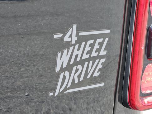 New 2026 Jeep Gladiator Willys AWD/4WD image 6