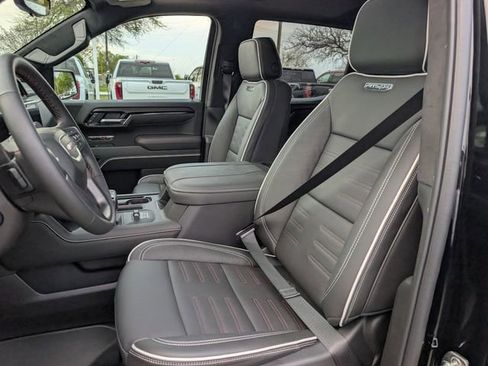 New 2026 GMC Sierra 1500 AT4X AWD/4WD image 18