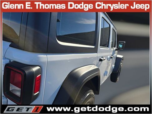 Used 2023 Jeep Wrangler Sport image 11