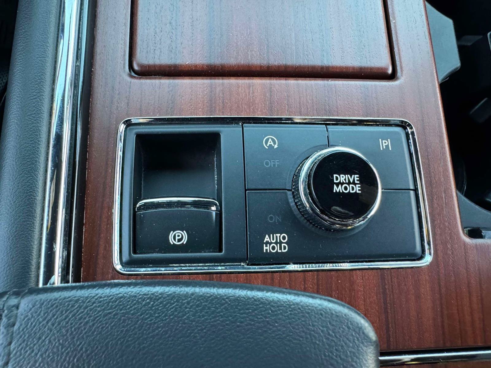 Used 2023 Lincoln Navigator Reserve AWD/4WD image 29