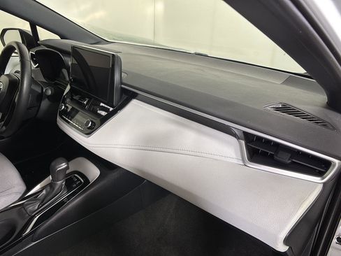 Used 2024 Toyota Corolla SE FWD image 25