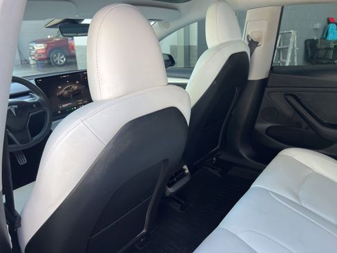 Used 2023 Tesla Model 3 Performance image 16