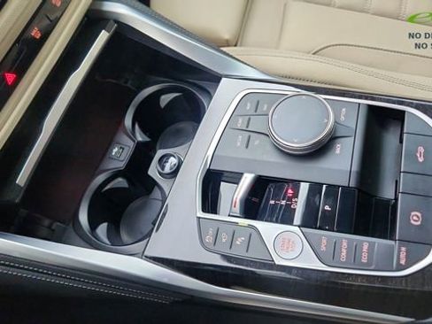 Used 2024 BMW M440i Convertible w/ Premium Package RWD image 52