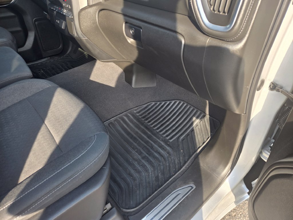 Used 2021 Chevrolet Silverado 1500 RST AWD/4WD image 25