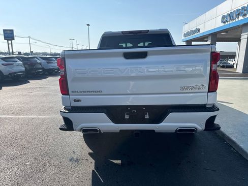 Used 2024 Chevrolet Silverado 1500 High Country AWD/4WD image 4