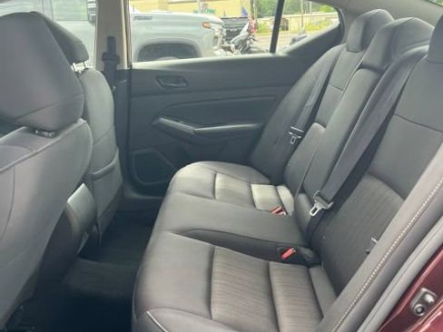 Used 2024 Nissan Altima 2.5 SV FWD image 13