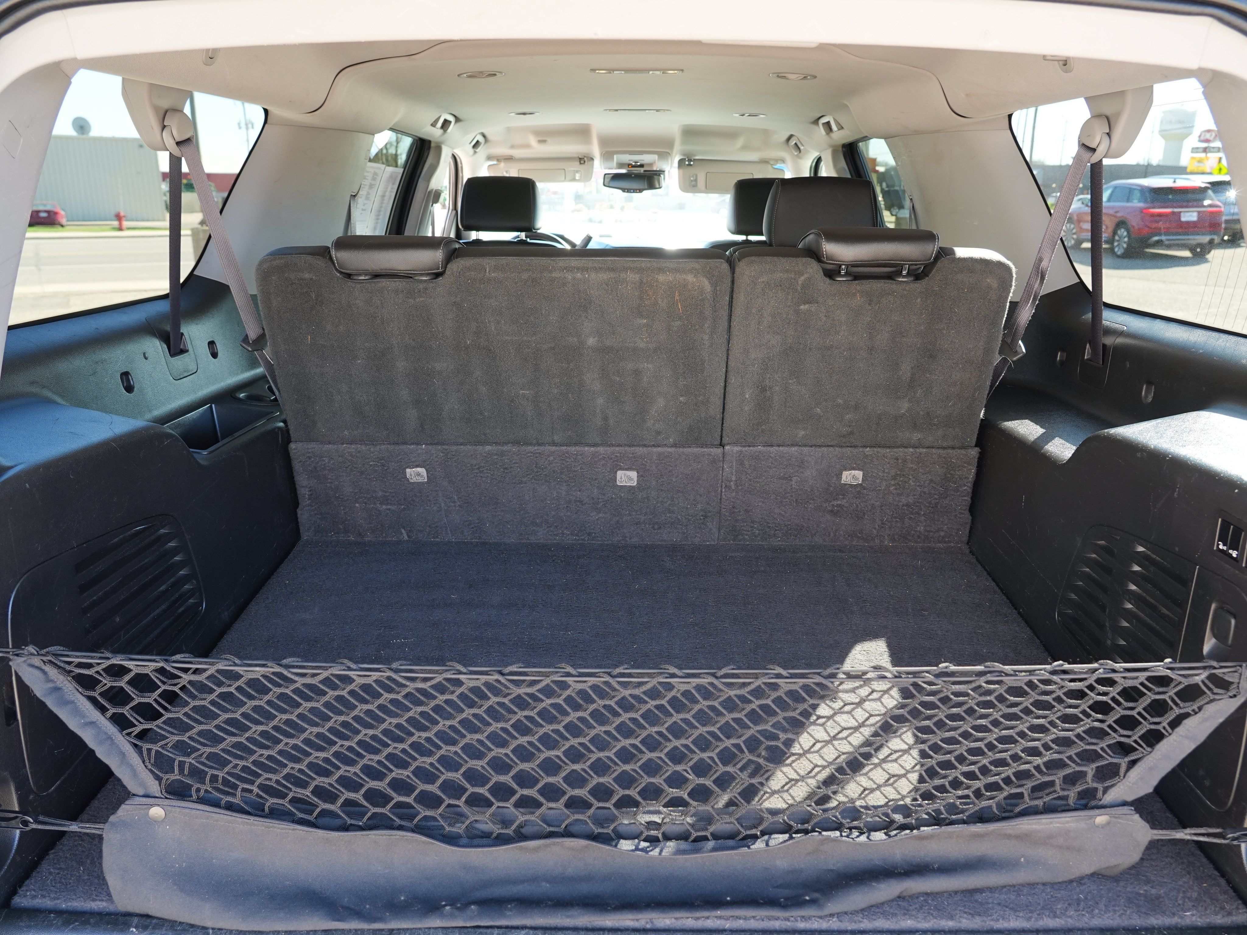 Used 2017 Chevrolet Suburban Premier AWD/4WD image 27