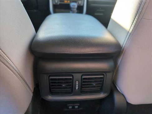 Used 2020 Toyota RAV4 XLE image 20