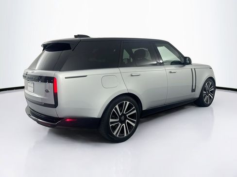 Used 2023 Land Rover Range Rover SE AWD/4WD image 5